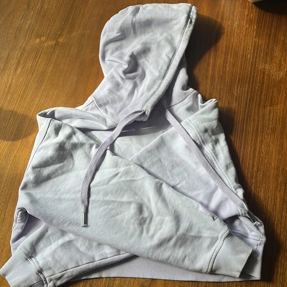 Hï Ibiza cropped lilac hoodie - Picture 6 of 7